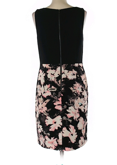 Loft Dress - Picture 2 of 7